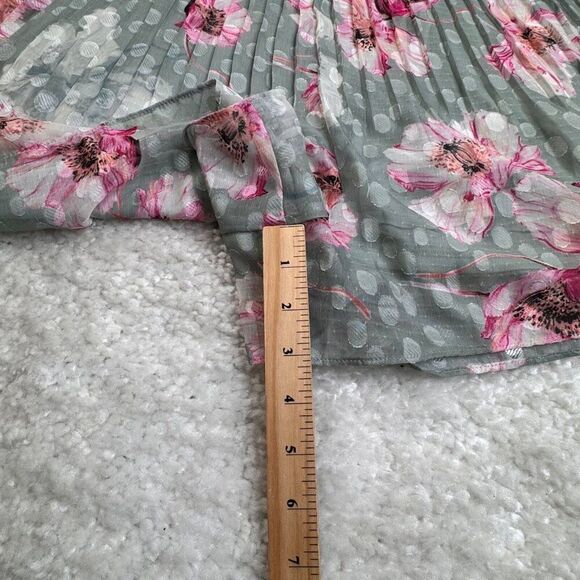 Express Floral Long Sleeve Pleated Wrap Romper Pink Gray Large - Picture 9 of 9